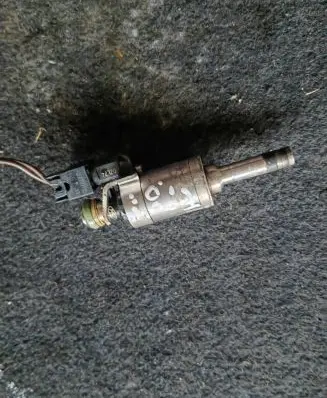 Ford Focus Fuel injector