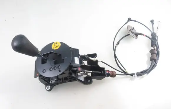 Mazda CX-7 Gear shifter/selector EG2146100