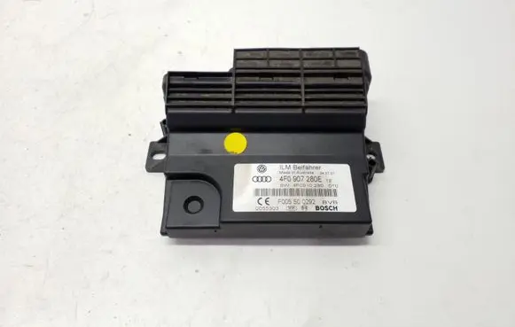 Audi Q7 4L Power management control unit 4F0907280B