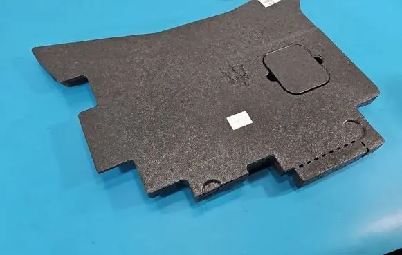 Maserati Quattroporte Spare wheel section trim 670038857 IMPRK1534098