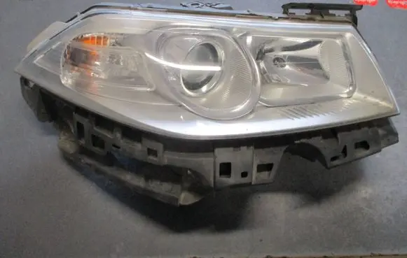 Renault Megane II Headlight/headlamp 89312749 043281