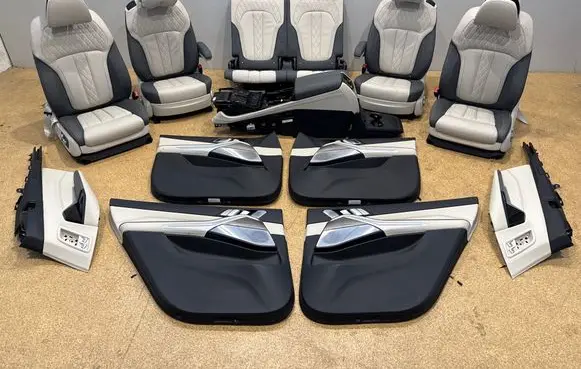 BMW X7 G07 Seat and door cards trim set 
