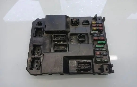 Peugeot 307 Comfort/convenience module 9651197680A 9651196980