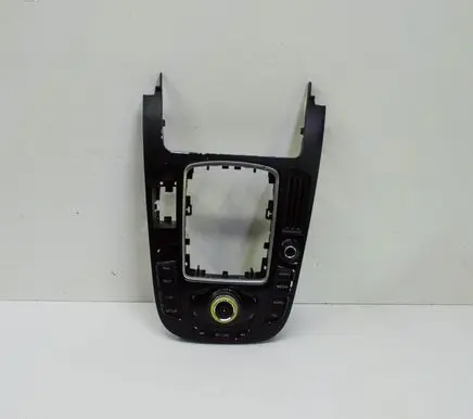 Head unit multimedia control