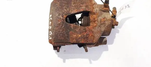 Skoda Octavia Mk2 (1Z) Front brake caliper