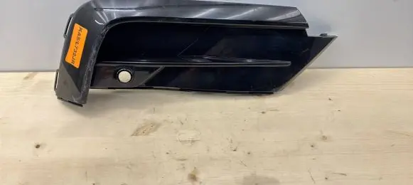 Volkswagen Tiguan Front fog light trim/grill 5NA853666D