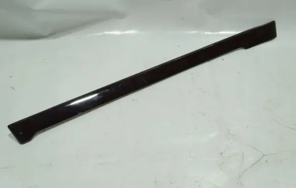 BMW 7 E38 Front door trim bar 8125511