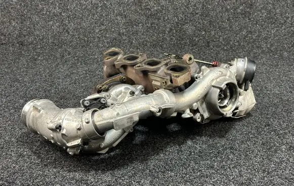 Volkswagen Multivan T6 Turbo 03N145722 16359700053 18509700024