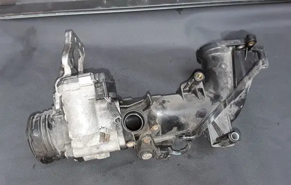 Mercedes-Benz C W203 Throttle valve 0281002678 A6420900070