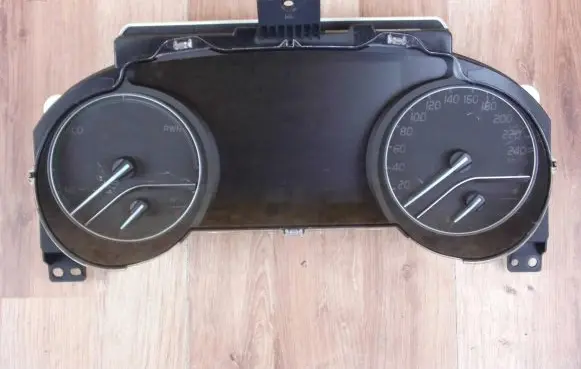 Toyota Camry VIII XV70 Speedometer (instrument cluster) 8380033Y21