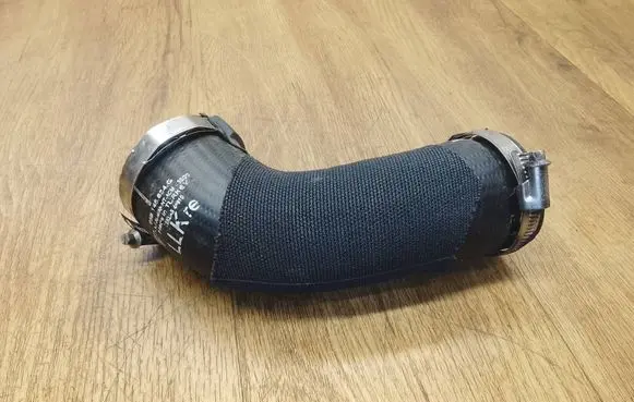 Porsche Macan (95B) Intercooler hose/pipe 95B145834G