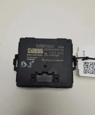 Volkswagen PASSAT B8 Gateway control module 5Q0907530AC
