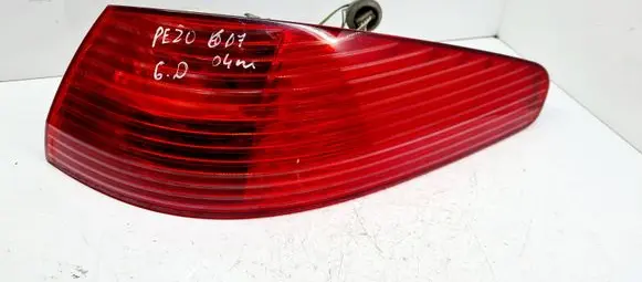 Peugeot 607 Rear/tail lights 2543