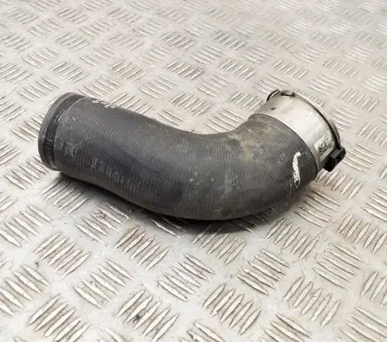 Volvo XC60 Intercooler hose/pipe 31657743