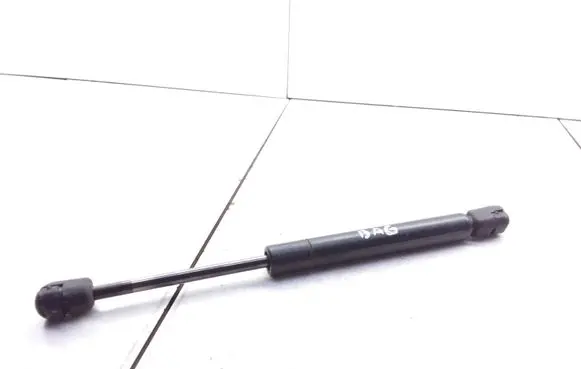 Audi A4 S4 B5 8D Tailgate/trunk strut/damper