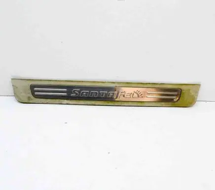 Hyundai Santa Fe Front sill trim cover 858812B000