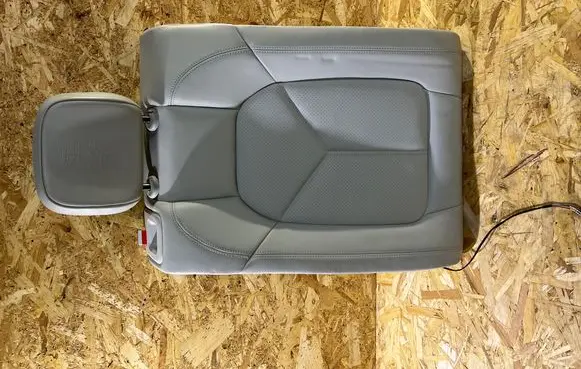 Porsche Macan (95B) Rear seat 