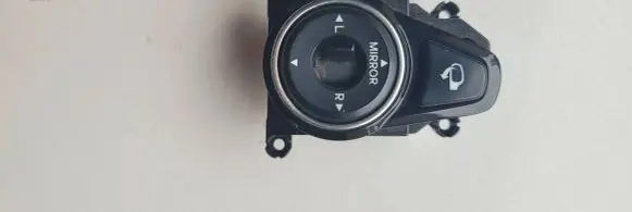 Hyundai i40 Wing mirror switch 39R4801230