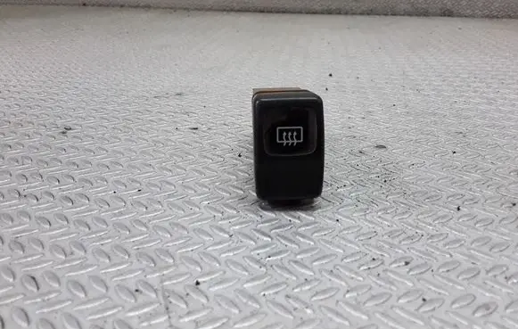 Subaru Outback Windscreen/window heater switch