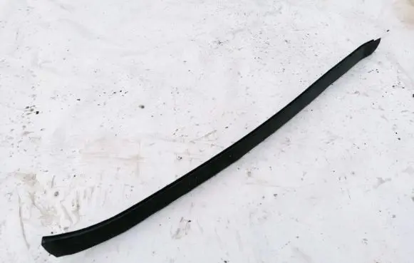 Ford Mondeo MK II Front door trim (molding) 93BBF3195AG