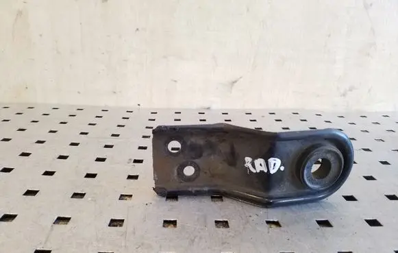 Mitsubishi Pajero Radiator mount bracket