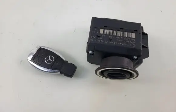 Mercedes-Benz CLK A209 C209 Ignition lock A2095453308