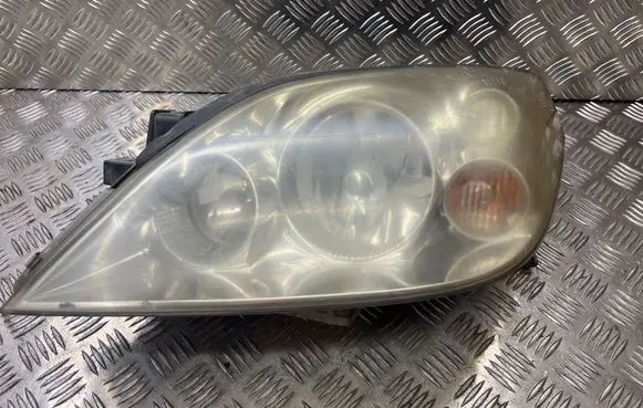 Nissan Primera Headlight/headlamp 23763700
