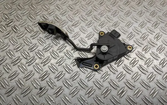 Nissan Qashqai+2 Accelerator throttle pedal 2803A00547
