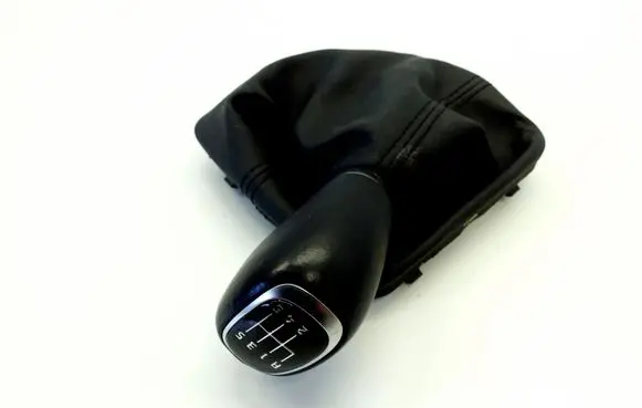 KIA Xceed Gear lever shifter trim leather/knob 