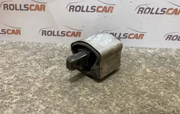 Mercedes-Benz S W220 Engine mount bracket A212240