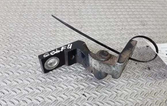 Volkswagen Golf IV Rear door upper hinge