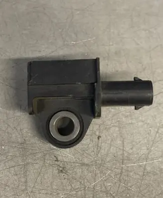 Mercedes-Benz C W205 Airbag deployment crash/impact sensor 2229051400 43553 150921