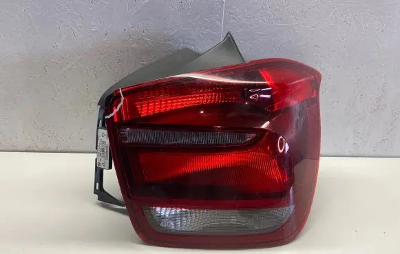 BMW 1 F20 F21 Rear/tail lights 90006569 7270096