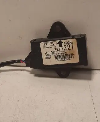 Mitsubishi Lancer VIII Antenna control unit CCAB06LP2870T1 8637A221