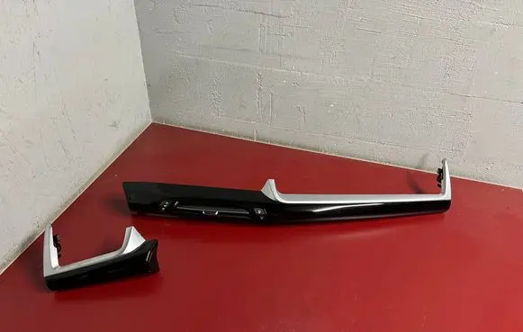 BMW X1 U11 Dashboard glove box trim 9636243 9636241