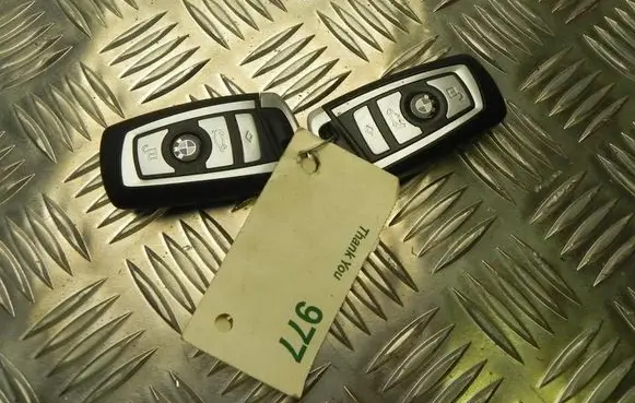 BMW 7 F01 F02 F03 F04 Ignition key/card 9259714 I7834