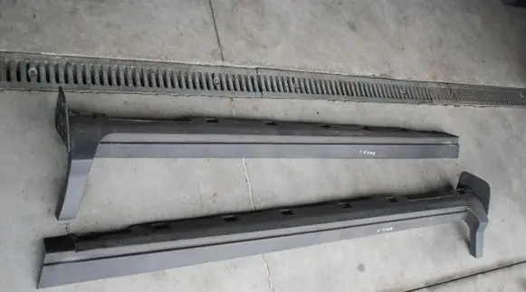 Sill/side skirt trim