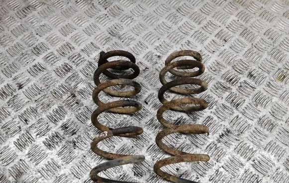 Toyota Corolla Verso AR10 Rear coil spring