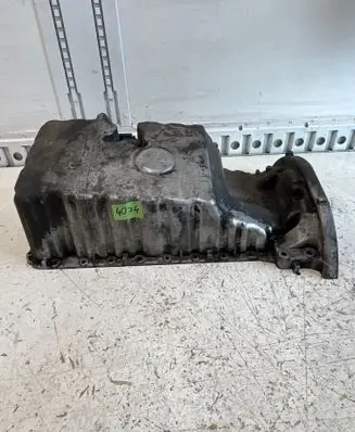 Mercedes-Benz Sprinter W901 W902 W903 W904 Oil sump R6110140402