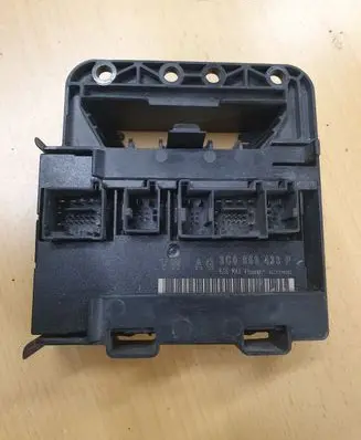 Volkswagen PASSAT B6 Comfort/convenience module