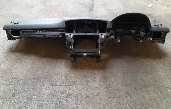 Mercedes-Benz ML W166 Dashboard NOCODE