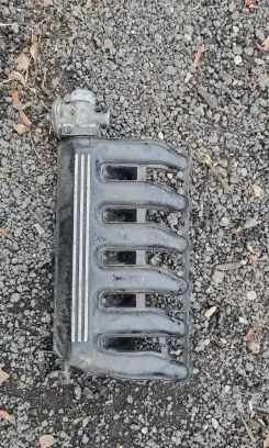 BMW 5 E39 Intake manifold 2247439