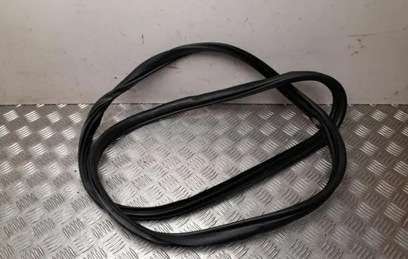 Mazda CX-30 Front door rubber seal 804