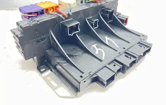 Mercedes-Benz CL C215 Fuse module A0295450432