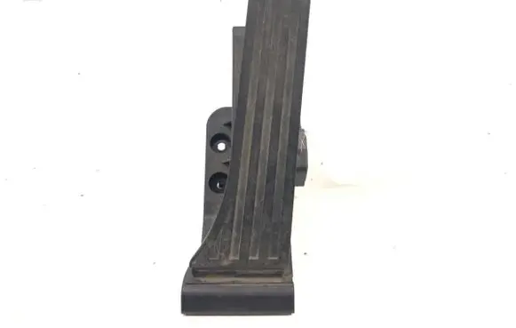 Mercedes-Benz E W212 Accelerator throttle pedal A2223001000