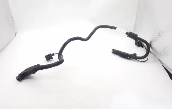 Volkswagen Touareg II AdBlue supply pipe 7P6131983C