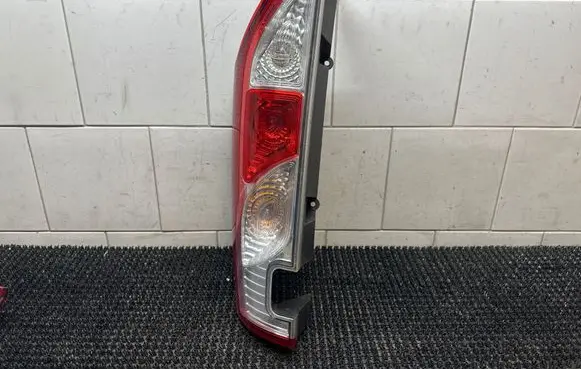 Renault Kangoo II Rear/tail lights 265506747R V310BR 11072013