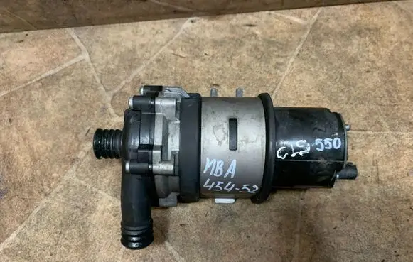 Mercedes-Benz CLS C218 X218 Electric auxiliary coolant/water pump A0005000386