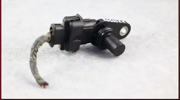 Chevrolet Captiva Camshaft position sensor 0232103079 12608424