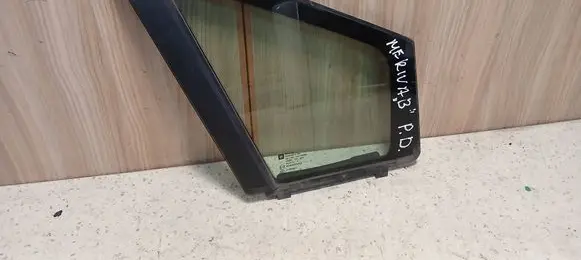 Opel Meriva B Front door vent window glass four-door DOT904AS2M504 E000251 43R000262